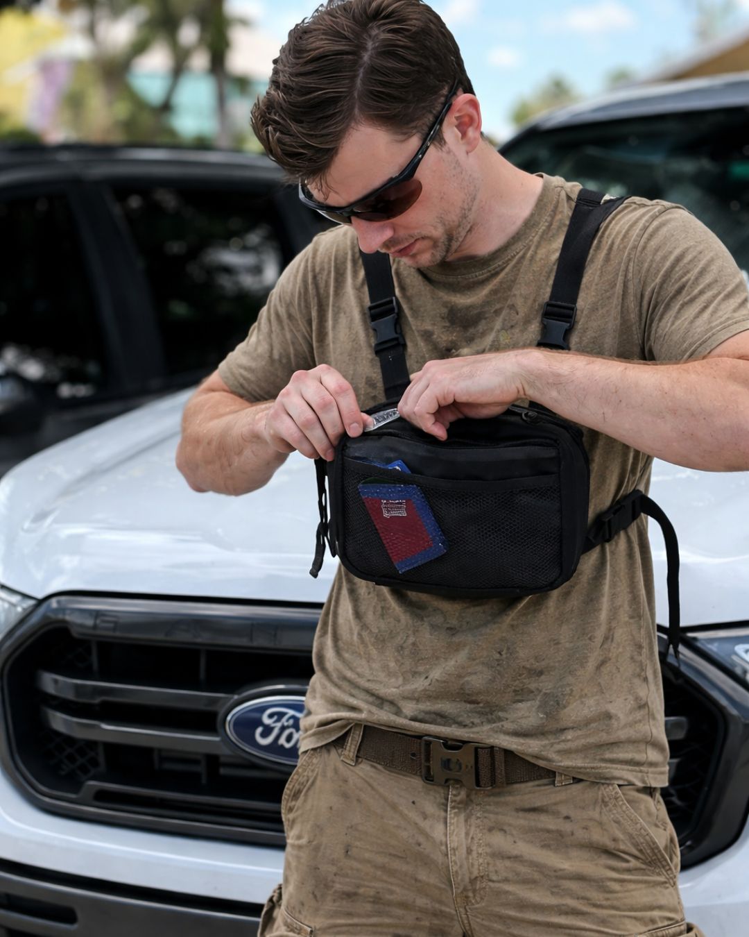 The Black-Out Chest Rig - PreLoved G+