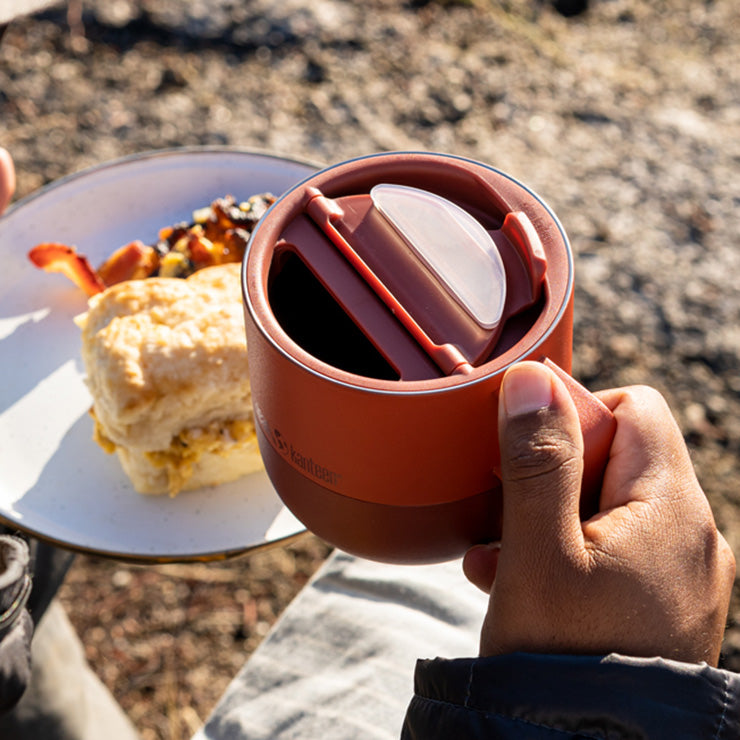 Splash-proof Flip Lid: Effortless Sipping for Your Favorite Beverages