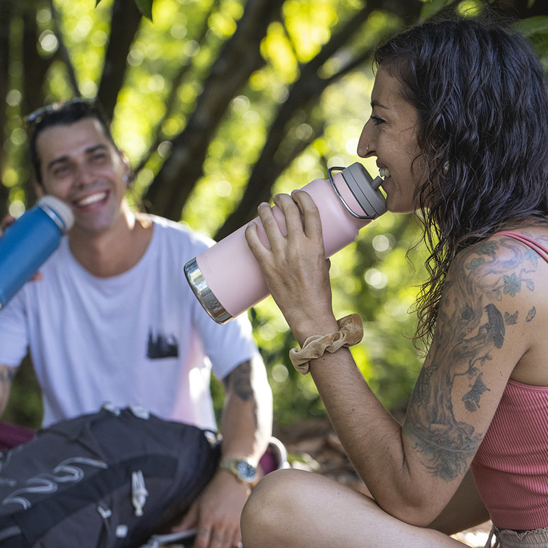 32oz Insulated Water Bottle with Twist Cap